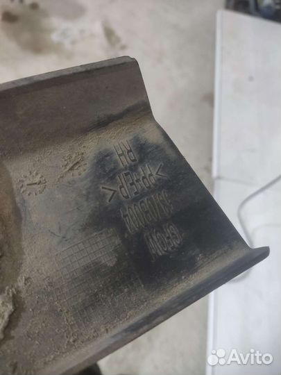 Брызговик Mitsubishi outlander 3 GF