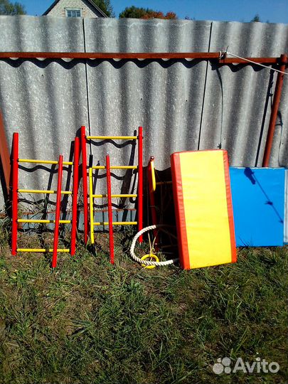 Детская шведская стенка