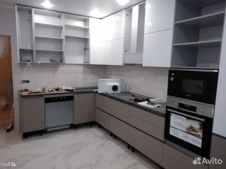 Кухонный гарнитур 