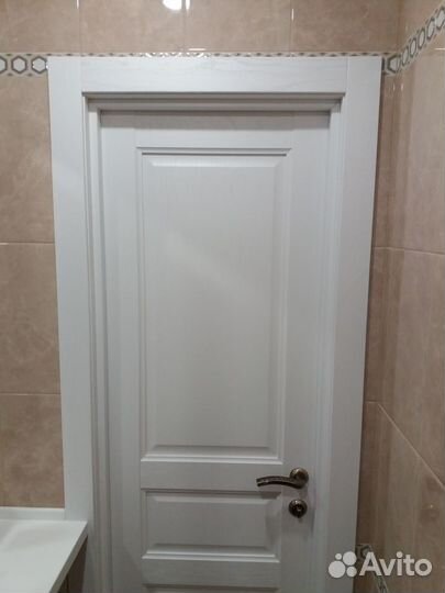 Двери белые с коробкой