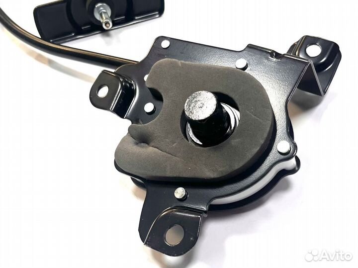 Hyundai-KIA Кронштейн запасного колеса 62800s8000