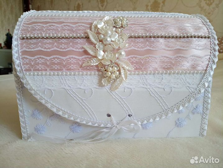 Свадебный сундук для денег