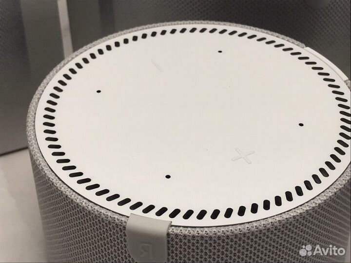 Умная колонка Яндекс Станция Мини с Алисой