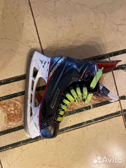 Хоккейные коньки bauer vapor x2.7