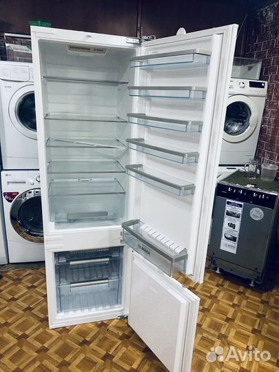 Встраиваемый холодильник Bosch