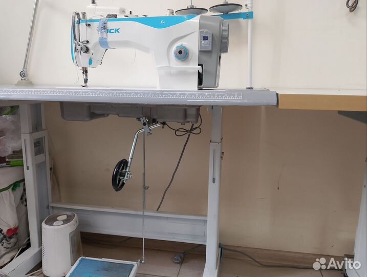 Швейная машинка