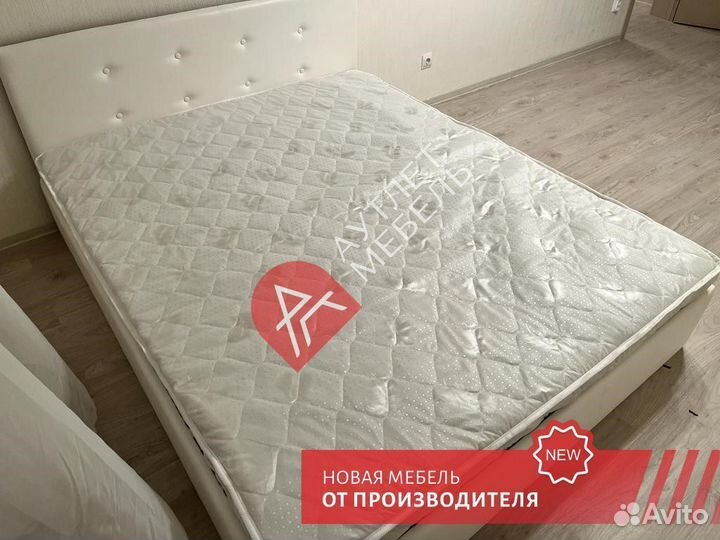 Кровать двухспальная