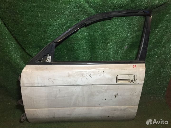 Дверь передняя левая Mazda Capella CG Пустая