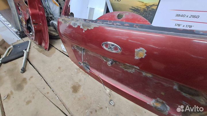 Крышка багажника LADA Kalina хэтчбек