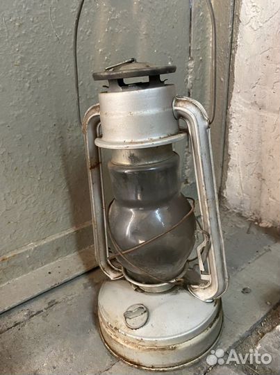 Керосиновая лампа