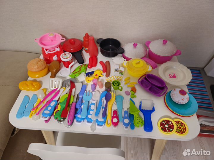 Набор детской посуды