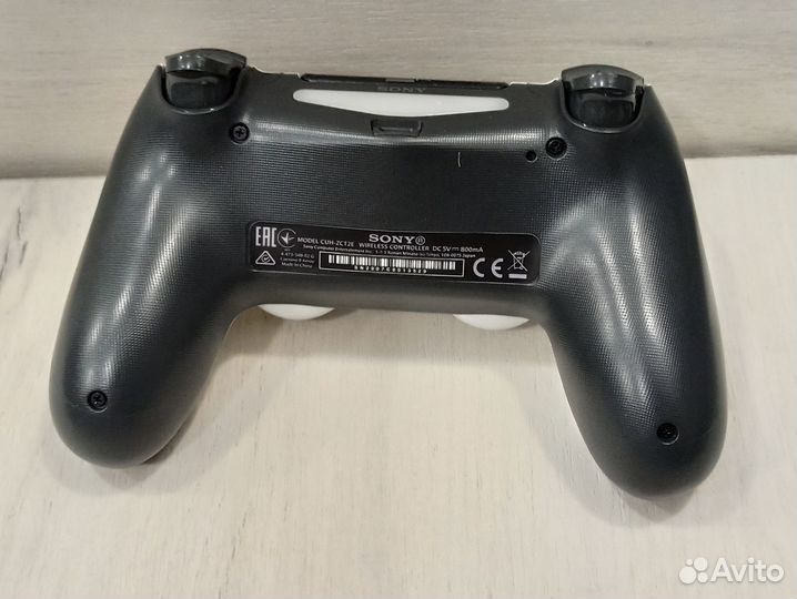 Новый Dualshock 4 Real Madrid