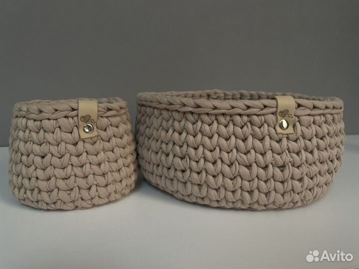 Набор вязаных корзин 2 шт