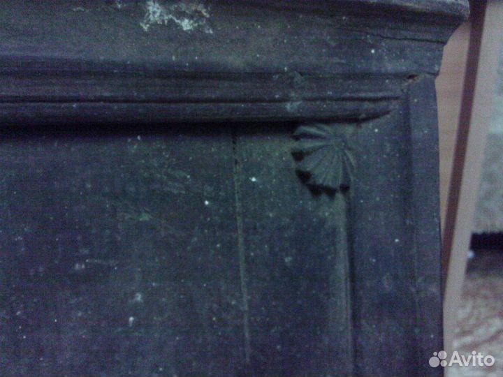 Угловой киот под икону