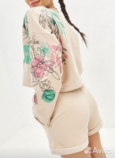 Спортивный костюм летние шорты и свитшот