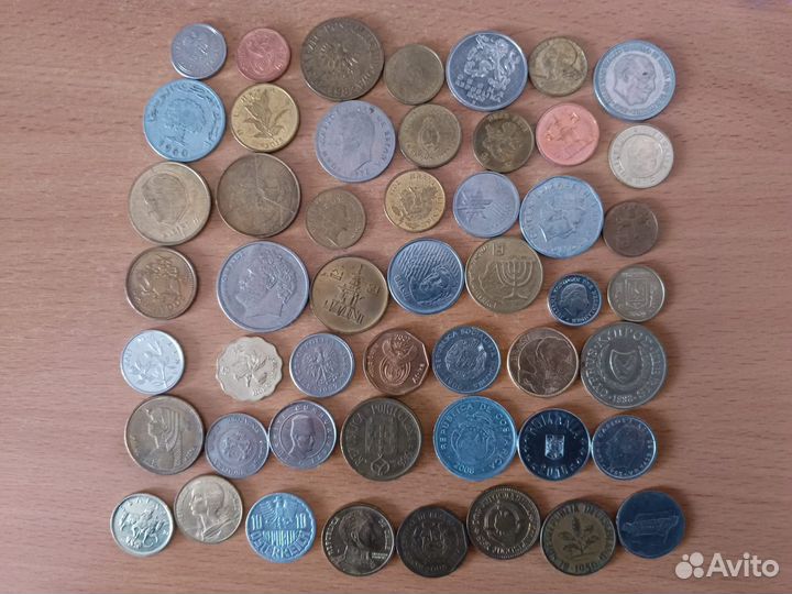Иностранные монеты без повторов по типу(200 шт.)