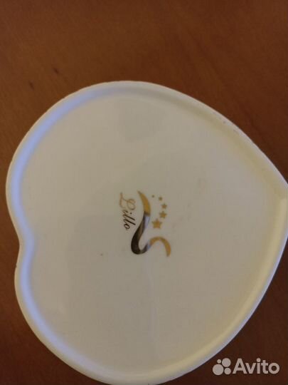 Шкатулка фарфоровая