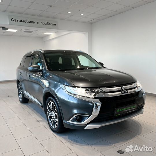 Mitsubishi Outlander 2 CVT, 2018, 110 251 км
