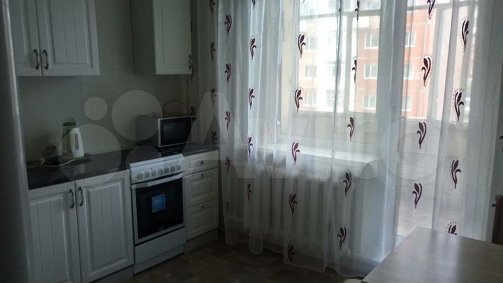 2-к. квартира, 54 м², 4/9 эт.