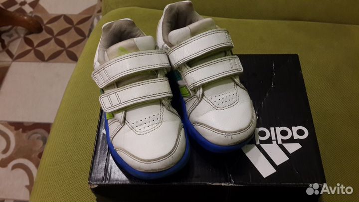 Кроссовки Adidas, 23 размер