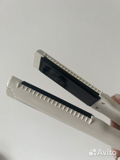 Утюжок выпрямитель для волос
