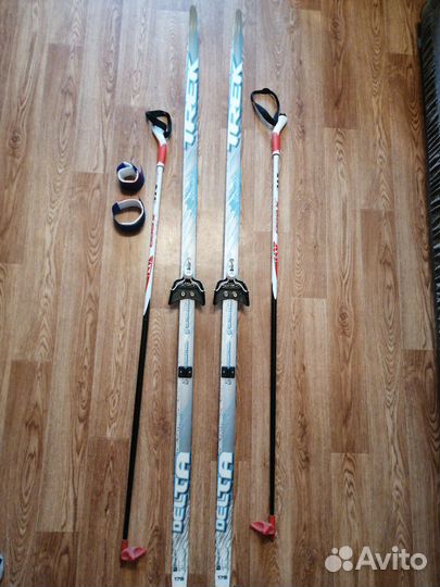 Лыжи + палки (175см + 120см)