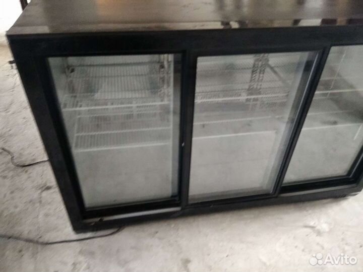 Холодильник витрина