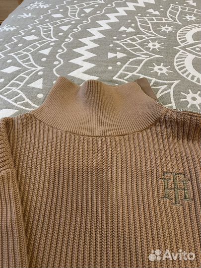 Свитер женский Tommy Hilfiger S