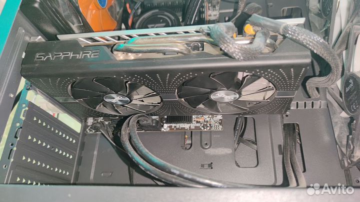 Видеокарта Saphire nitro + rx570 4 gb