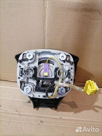 Подушка безопасности в рулевое колесо Volkswagen G