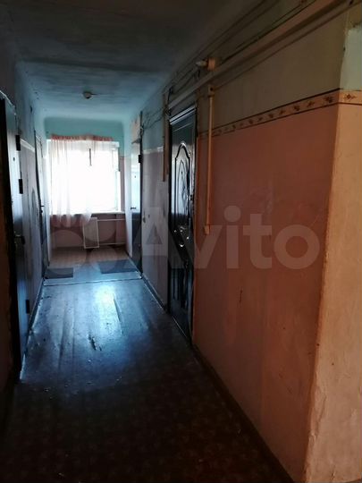 Комната 12 м² в 5-к., 3/5 эт.