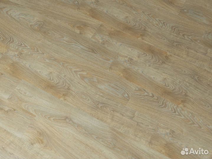 Кварцвиниловый ламинат / SPC ламинат CronaFloor