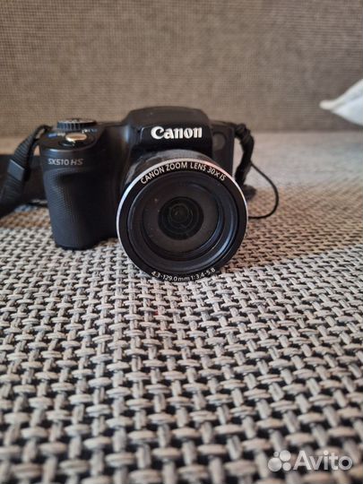 Компактный фотоаппарат canon