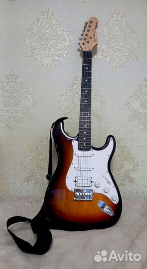 Электрогитара новая, 3 мес играли