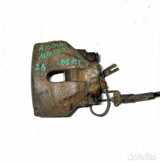 Суппорт передний Audi 100 С4 2.6 - 2.8