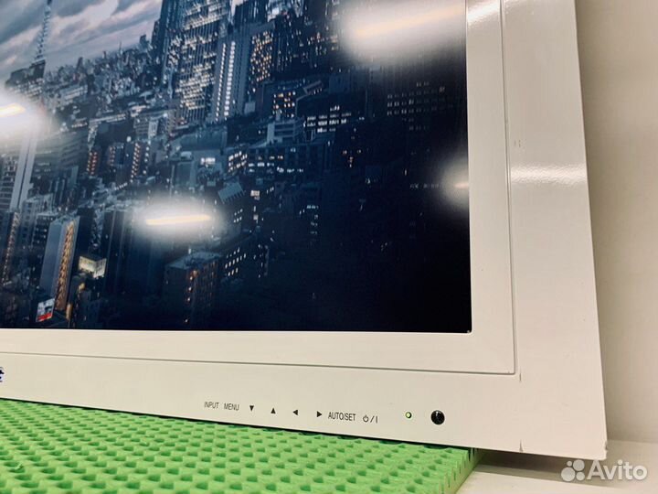 ЖК Панель LG Flatron 32 дюйма