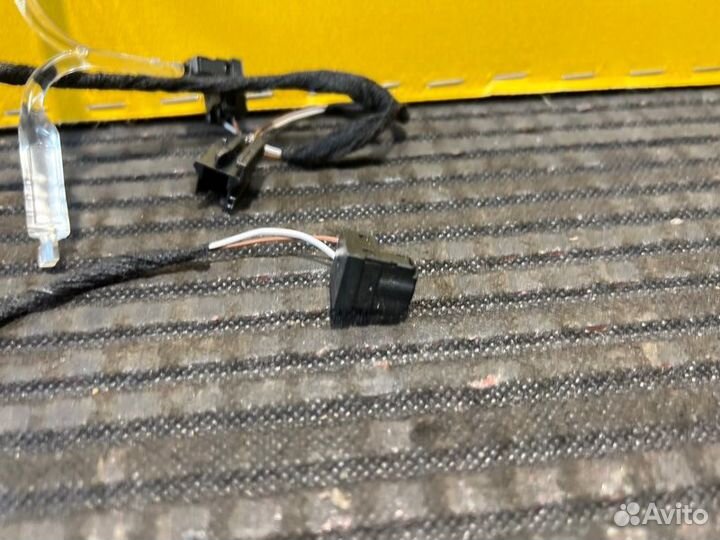 Проводка штекер разьем фишка Mercedes Benz A200