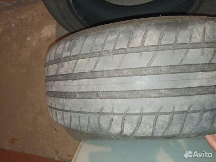 Tigar High Performance 215/55 R16 93V