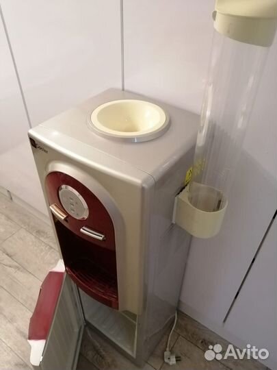 Кулер для воды Mr. Cooler