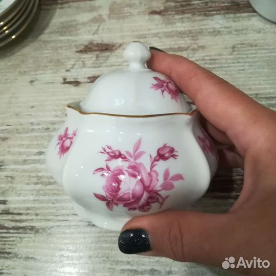 Мейсенский букет тарелки,горчичница,икорница и др