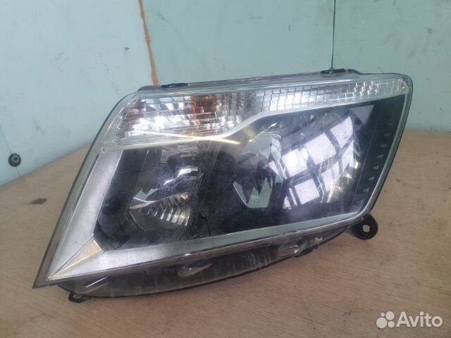 Фара передняя левая Nissan Terrano 2014