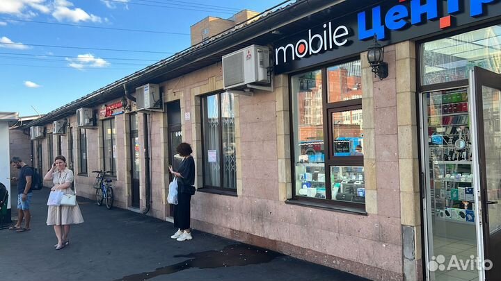 Продаю точку шаурмы на сверх-интенсивном трафике