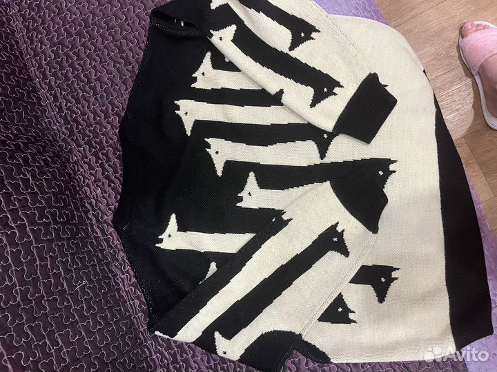 Свитер женский