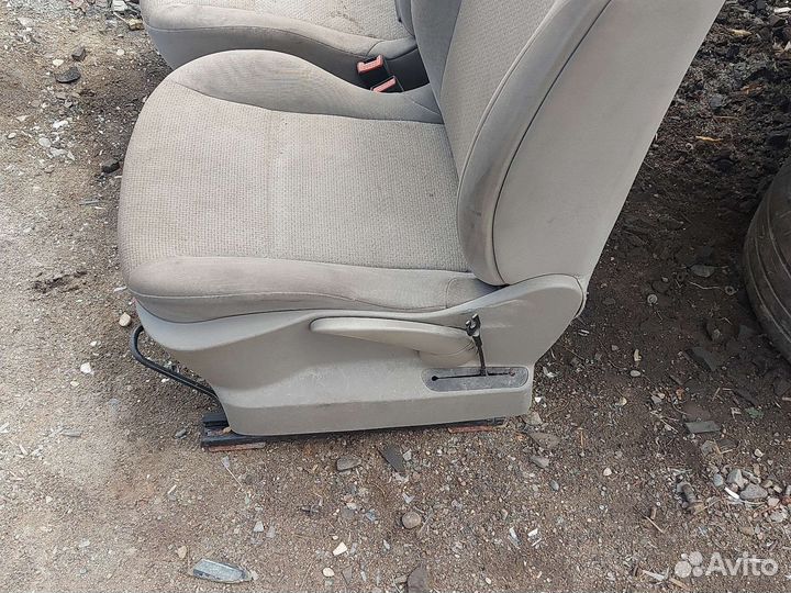 Сиденья для Рено Клио /3