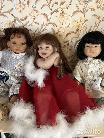 Куклы фарфоровые