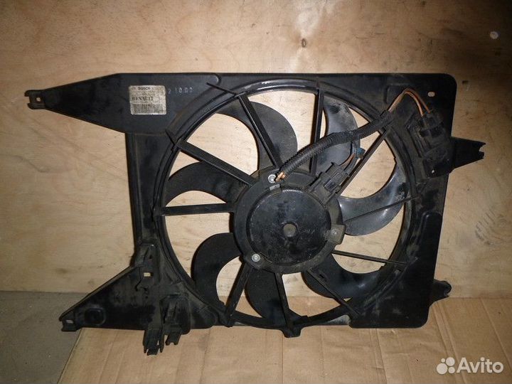 Диффузор в сборе renault sandero 2009