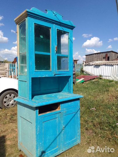 Шкаф со столом (антиквариат)