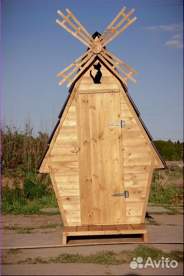 Уличный туалет деревянный SHP796
