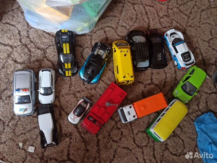 Машинки железные