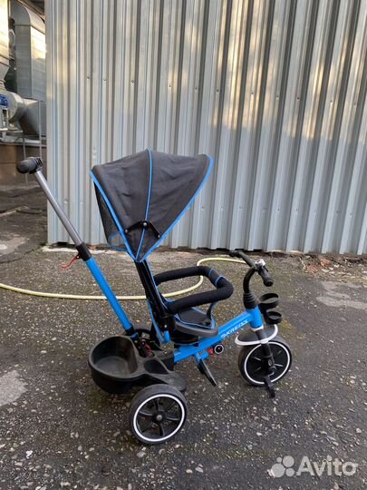 Трехколесный велосипед